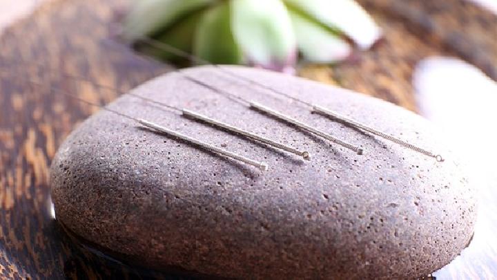 中醫(yī)針灸療法可減輕色盲癥狀 預(yù)防色盲的兩大類食物推薦