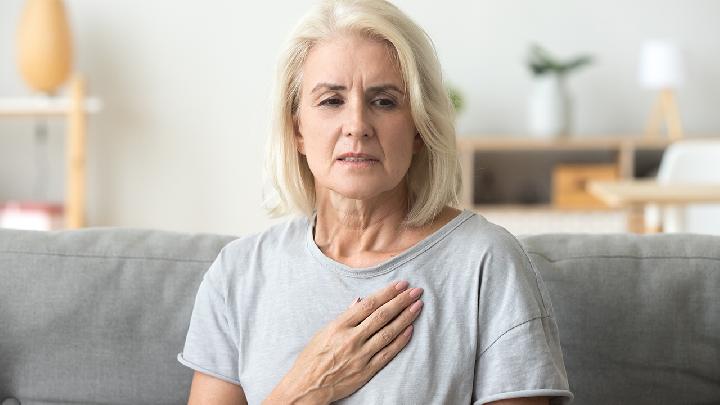 女性乳房保健的按摩手法是什么？按摩六招式讓你乳房堅挺不下垂